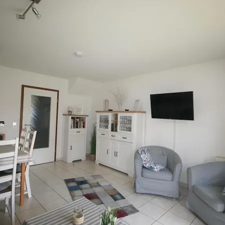 펜션 Lange Wiese 8/101 다메